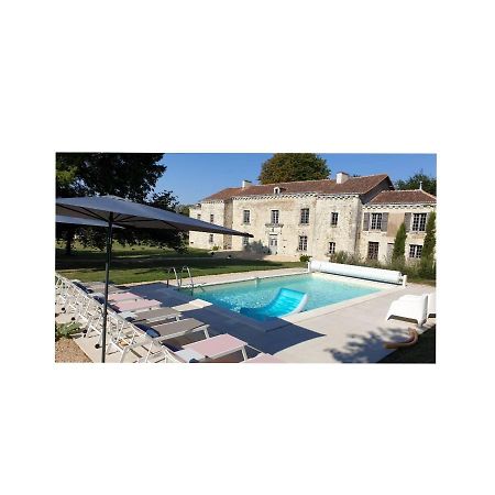 Monts-sur-Guesnes Domaine De Bourgville المظهر الخارجي الصورة